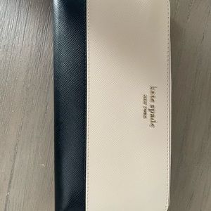 Kate Spade Continental Wallet